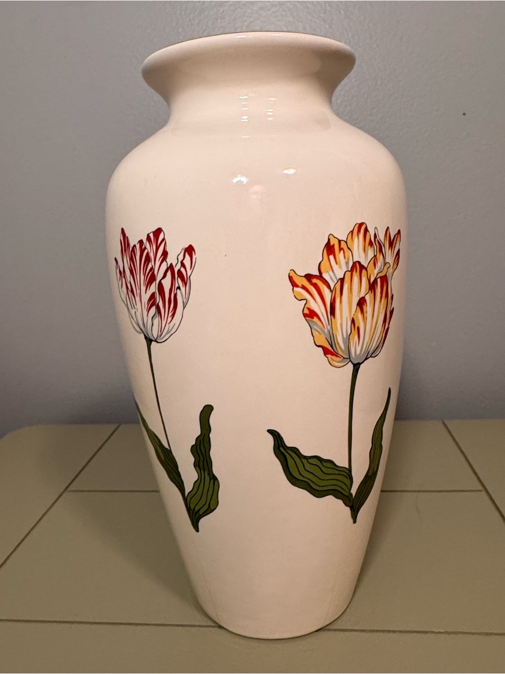 Vintage Tiffany & Co. "Tiffany Tulips" Porcelain Urn Vase Made in England 8.25"